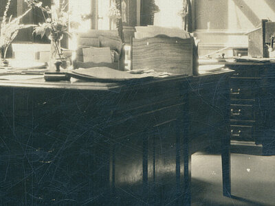 Arbeitszimmer Dorothee von Velsens in Brüssel, 1915-1916; A-F-NLK08-0005-01; Rechte vorbehalten - freier Zugang.